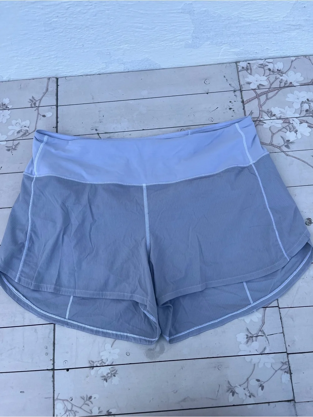 lululemon athletica Light Gray Women's Running Shorts